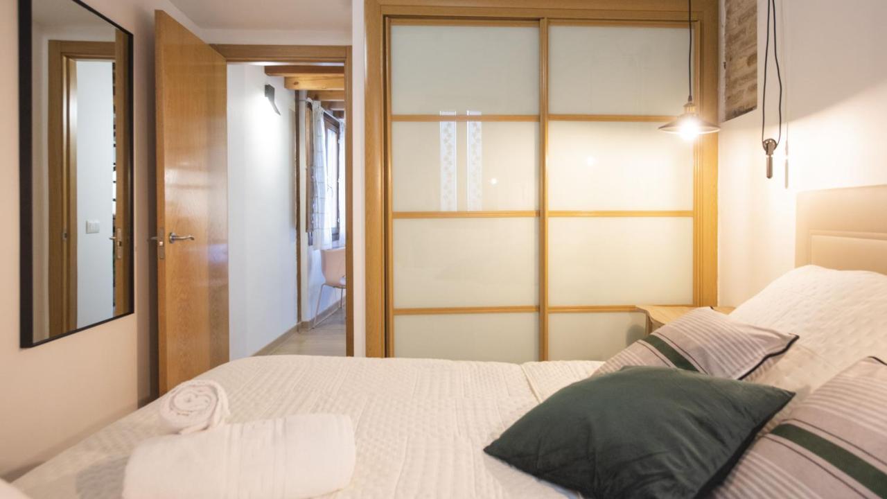 Madera Y Piedra - Apartamentos Aloha Tolède Extérieur photo