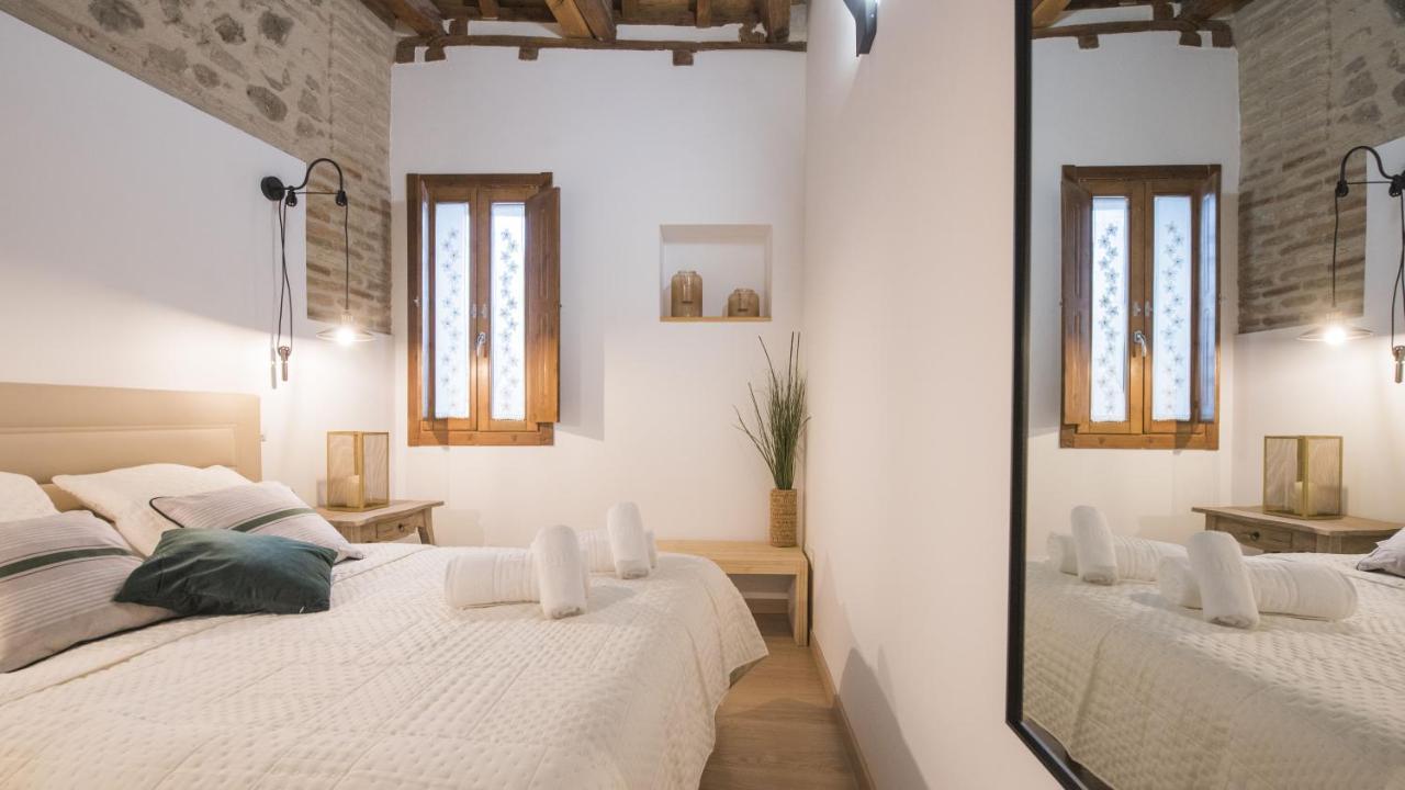 Madera Y Piedra - Apartamentos Aloha Tolède Extérieur photo